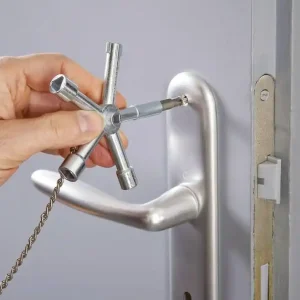 Cheie universală dulap de comandă Toolcraft TO-6707229 Ofertă exclusivă