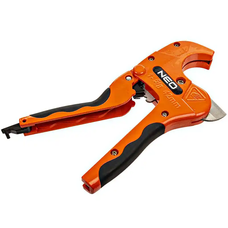 Tăiător de țevi din plastic 0-42mm Neo 02-020 Noutate