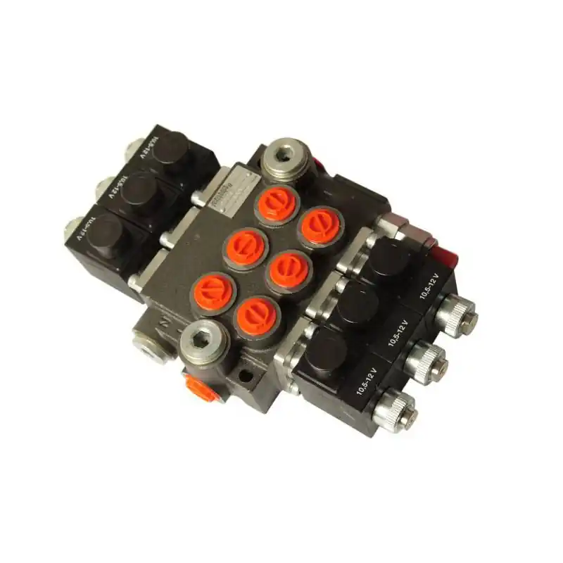 Popular Distribuitor hidraulic 50 l/min 3 secțiuni, comandă electrică 12V, 3x dublu efect (DDD) Badestnost