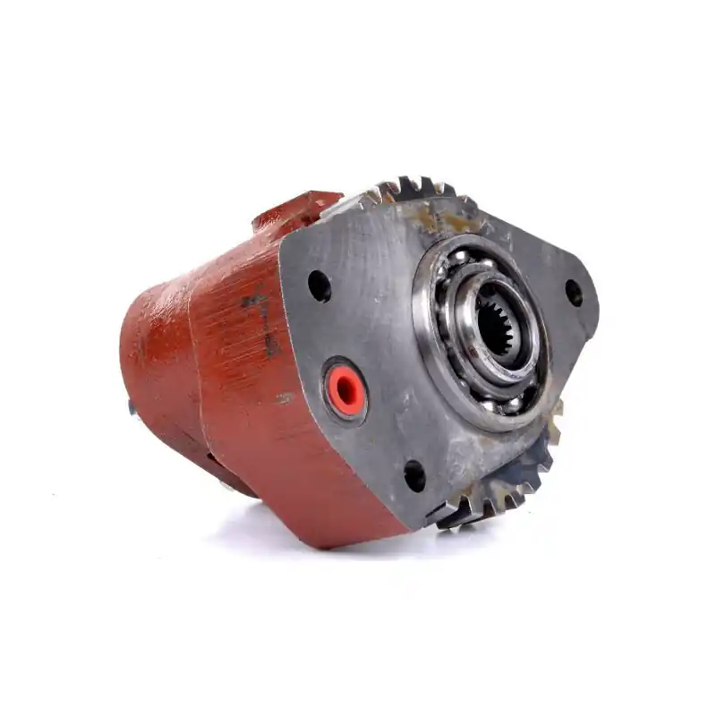 Ofertă exclusivă Pompă amplificator cuplu Ursus C-385 Zetor 84108009 dinte jos Hylmet