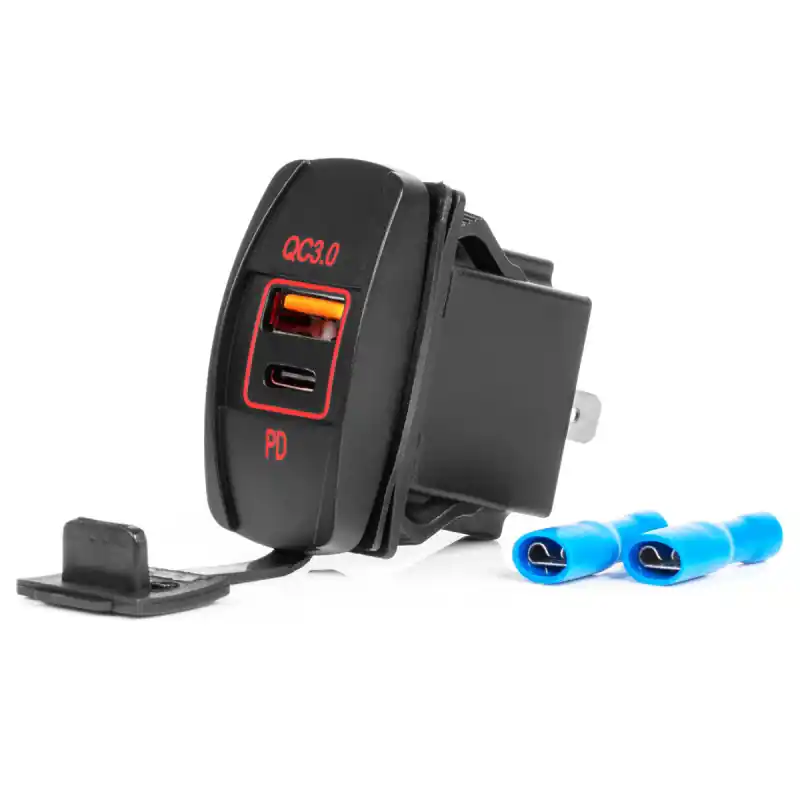 Lichidare de stoc Încărcător auto cu prize USB + USB-C QC3.0 12V 24V impermeabil AMIO